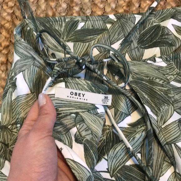 Summer Romper ☀️ 🏝 - Picture 5 of 5